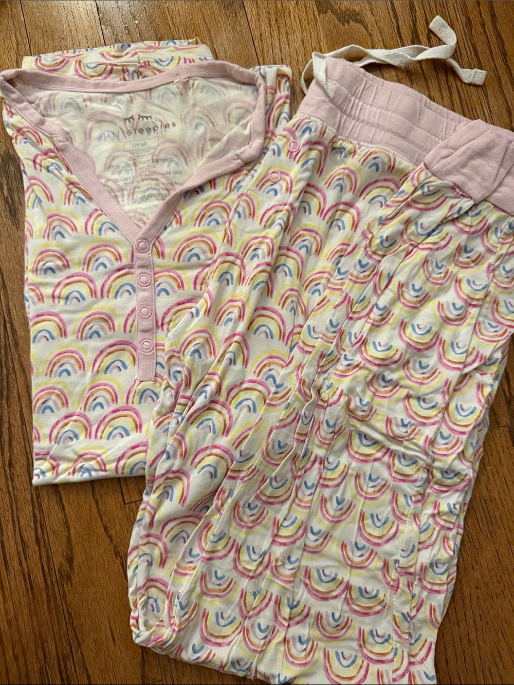 Little Sleepies rainbow pajamas - women’s small